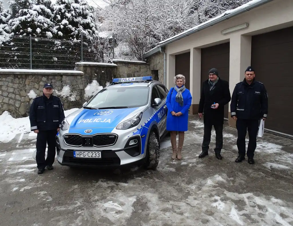Kryniccy policjanci mają nowy radiowóz