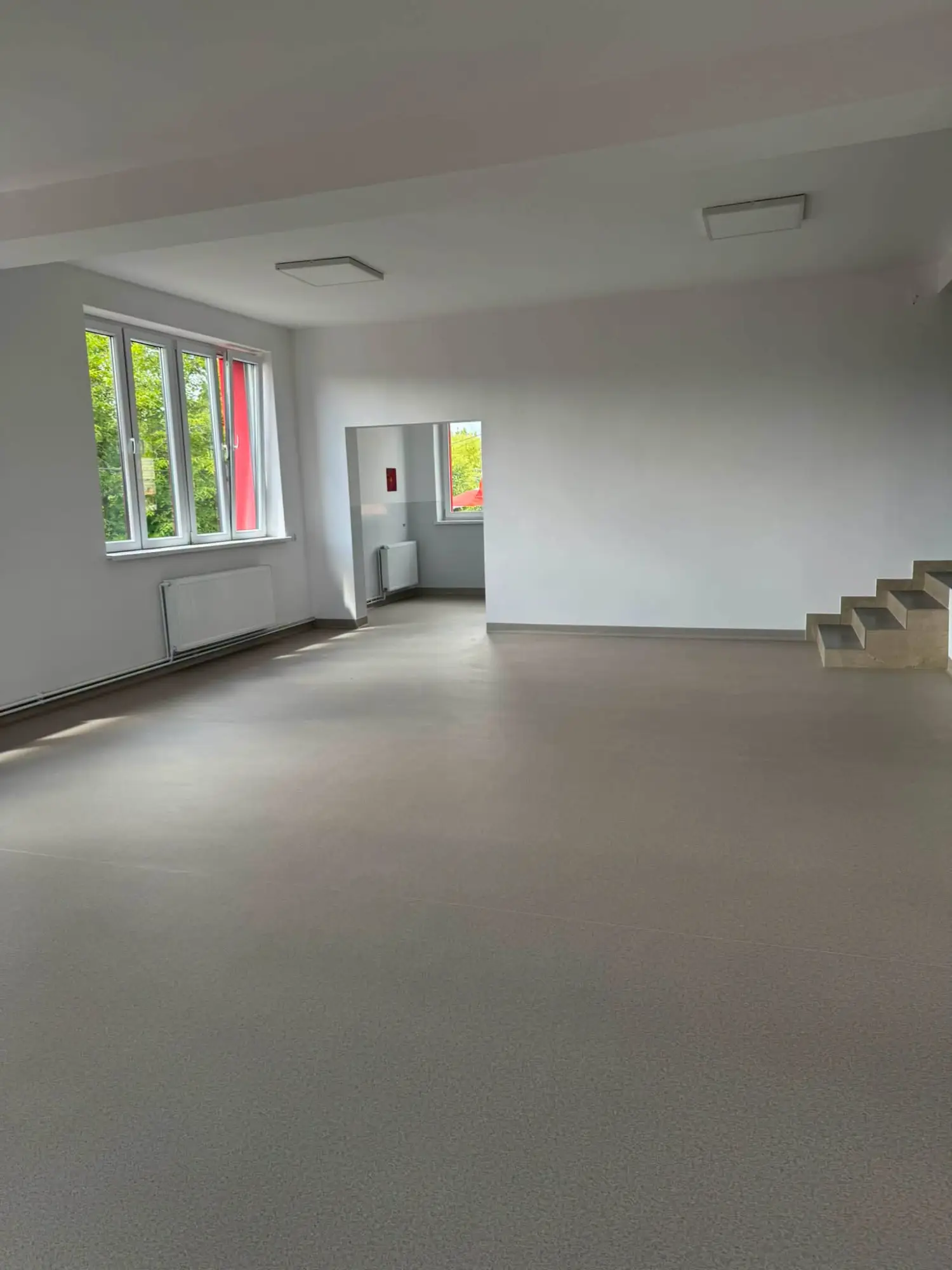 Remiza w Mokrej Wsi przeszła gruntowny remont. Jest już po odbiorze