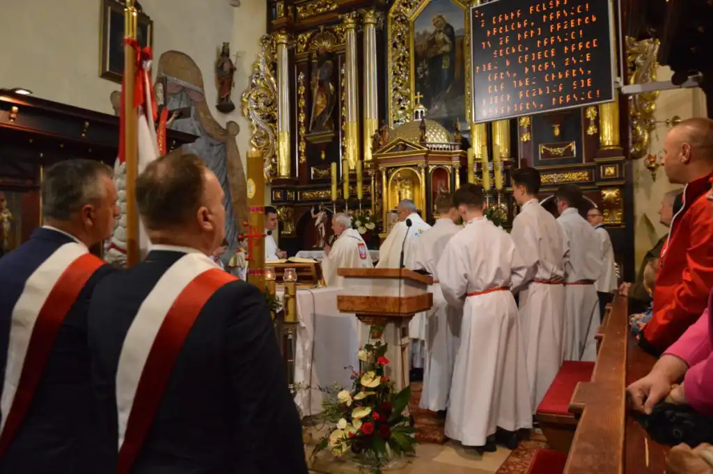 Obchody Święta Narodowego Trzeciego Maja w Warszawie i w Starym Sączu