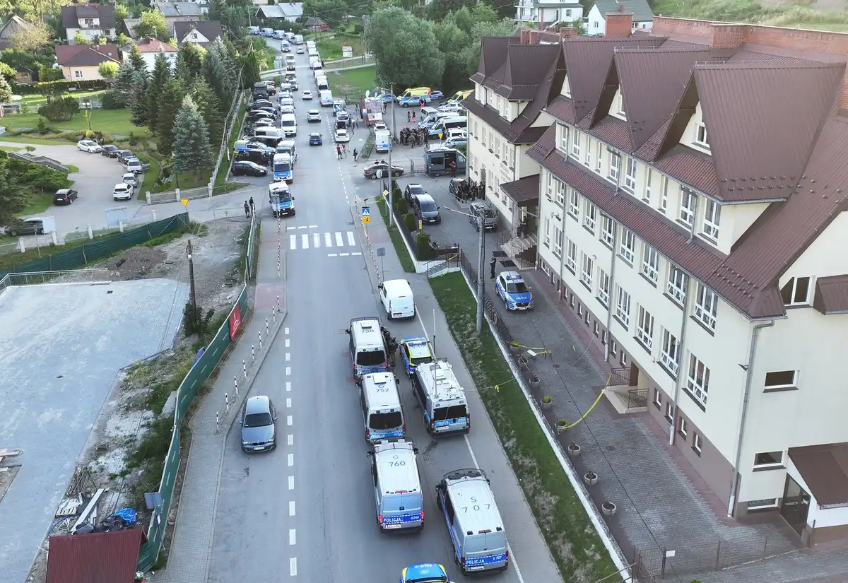 Tragiczny finał obławy w Starej Wsi. Sprawca podwójnego morderstwa nie żyje