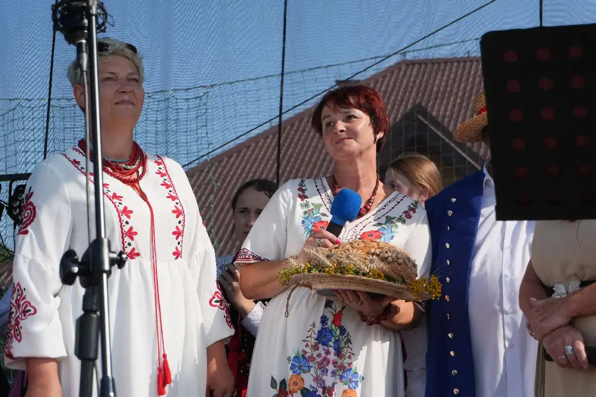 Radosne święto plonów. Mieszkańcy Gminy Sękowa dziękowali za urodzaj
