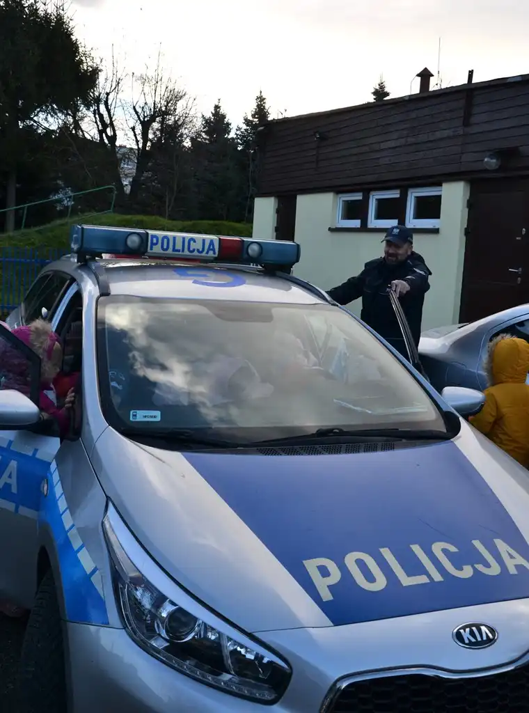 Policyjni profilaktycy z wizytą u młodych Sądeczan