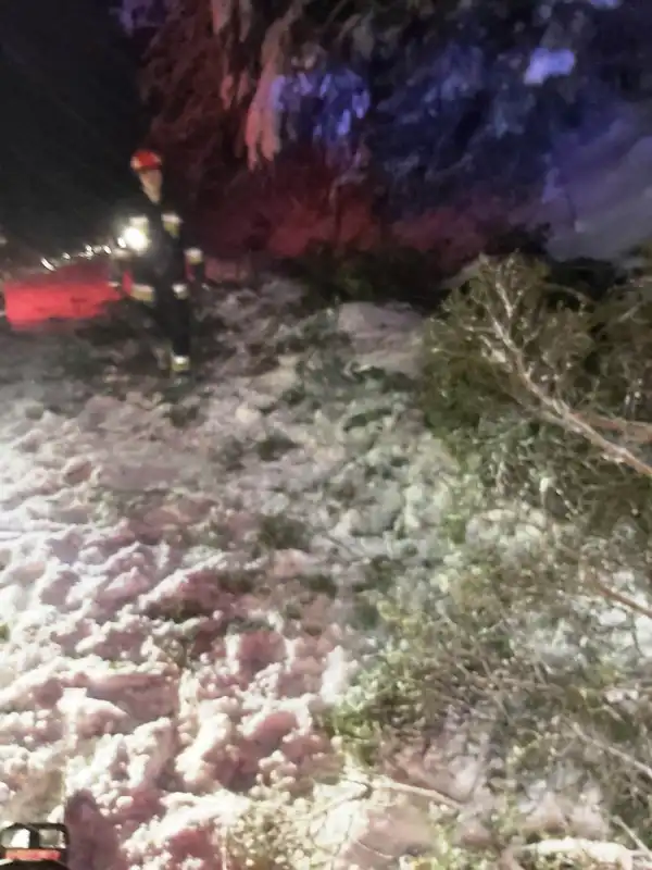 Sądecczyzna: Weekendowy atak zimy. Interweniowali strażacy