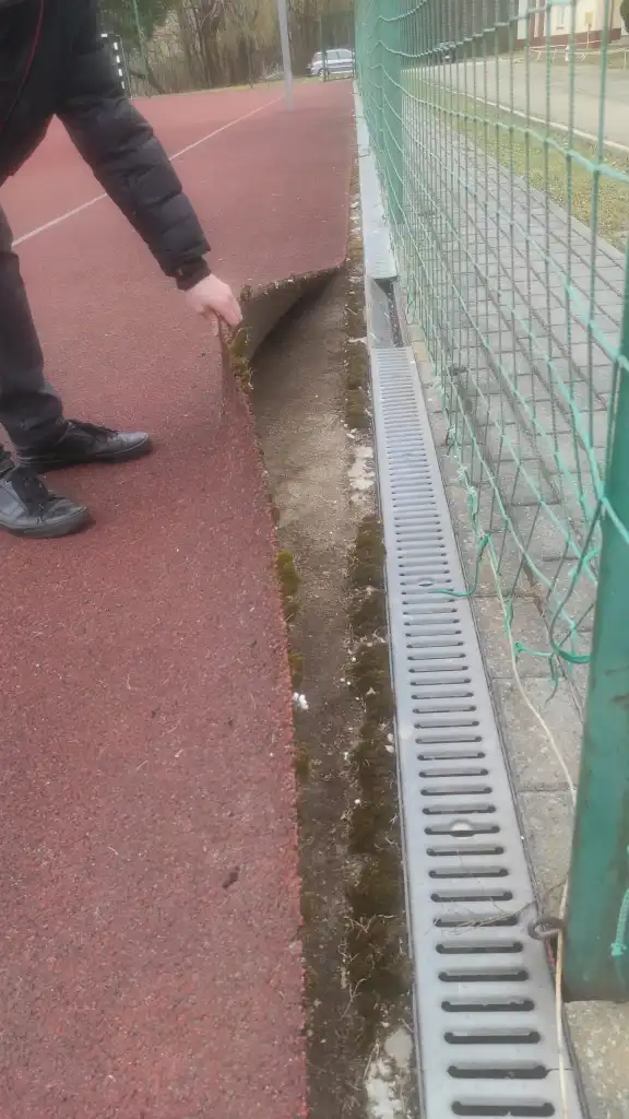 Nowoczesne boisko sportowe dla szkoły w Gaboniu. Start prac już niedługo