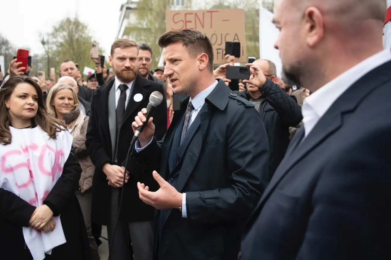 20 tysięcy kary za 10 par butów? Kupcy alarmują, Poseł Wilk interweniuje po skargach przedsiębiorców