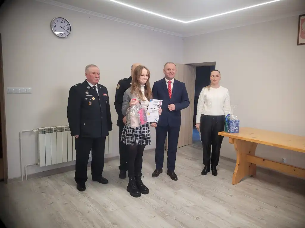 Gminny Ogólnopolski Strażacki Konkurs Plastyczny. Uroczystość wręczenia nagród w Dominikowicach