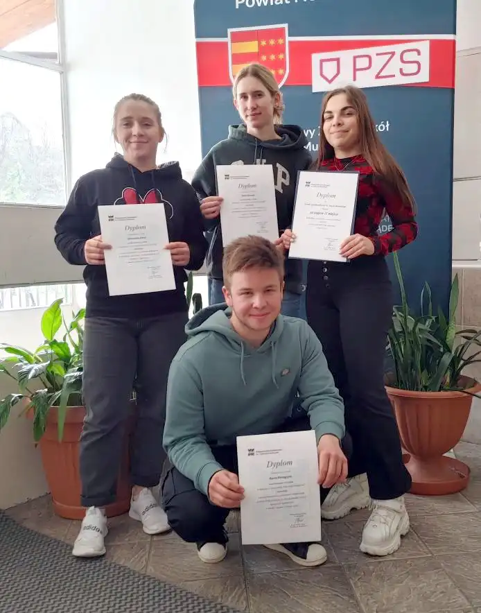 PZS w Muszynie: uczniowie z indeksami!