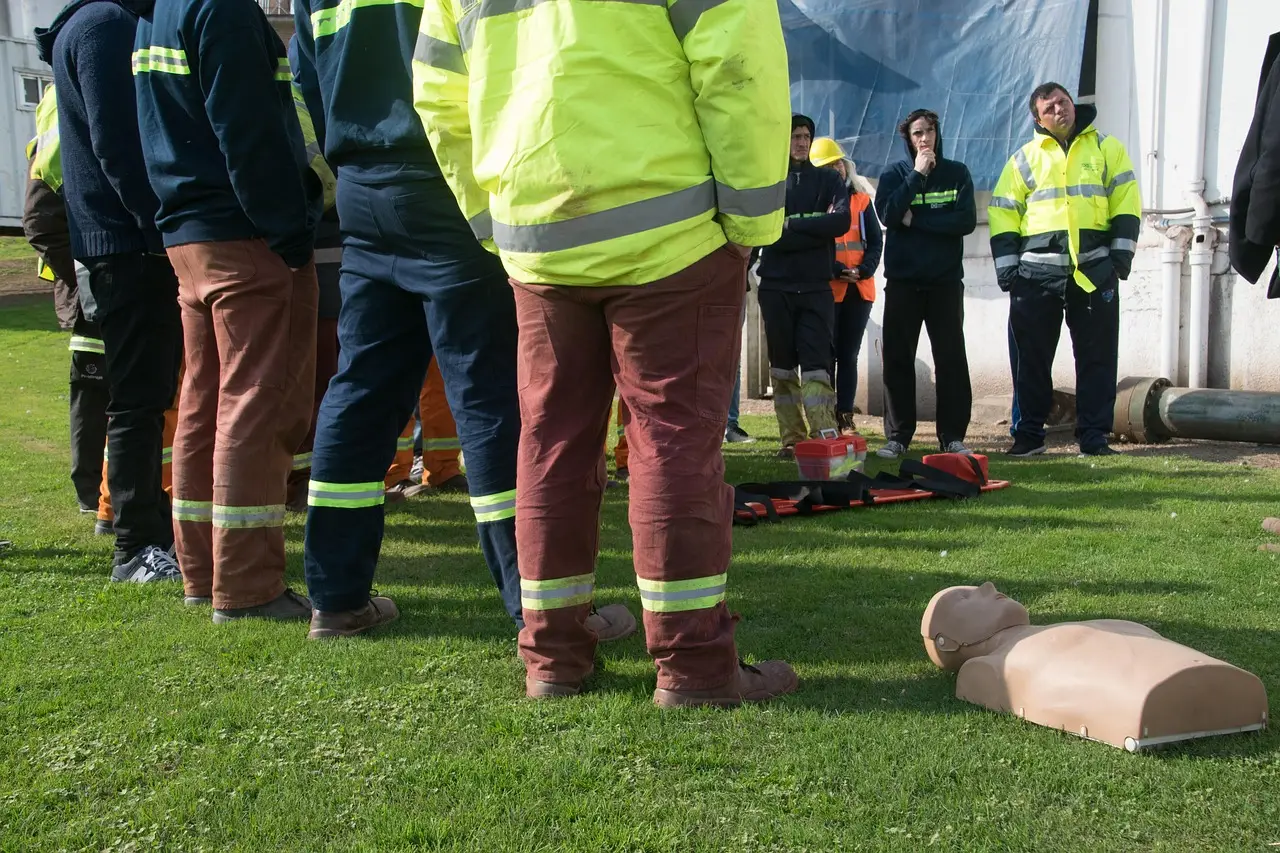 Pierwsza pomoc, przetrwanie i ewakuacja. Tego można nauczyć się za darmo w jeden dzień