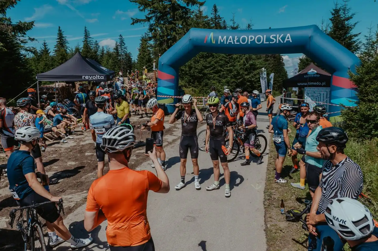 Stary Sącz: 6 sierpnia Wyścig by Tomasz Marczyński