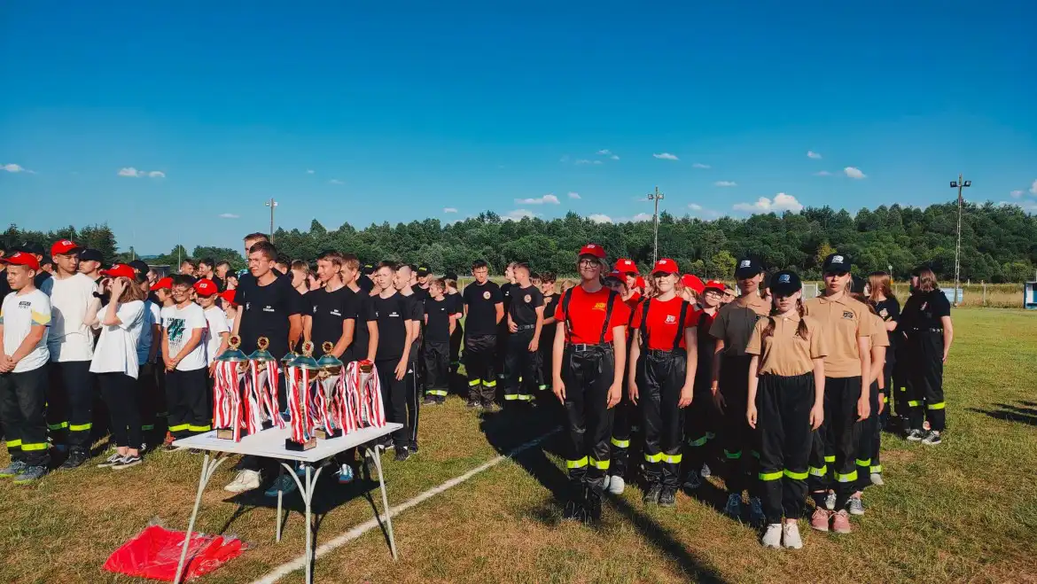 VIII Powiatowe Zawody Sportowo-Pożarnicze w Podegrodziu