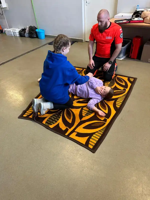 Spotkanie z ratownikiem medycznym. MDP Korzenna Centrum w akcji