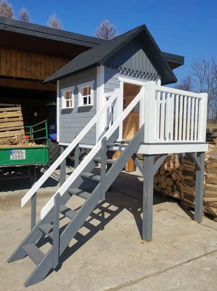 W Zakładzie Aktywności Zawodowej w Nawojowej powstają palmy, świąteczne zajączki i wiele ozdób