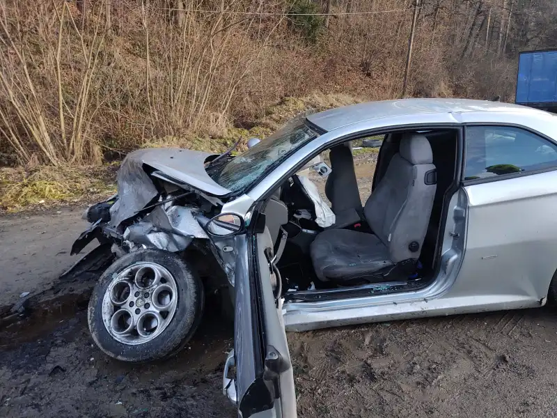 Wypadek w Nowym Sączu. Cztery osoby poszkodowane